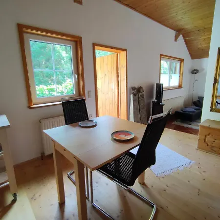 Auszeit Im Gruenen Apartman